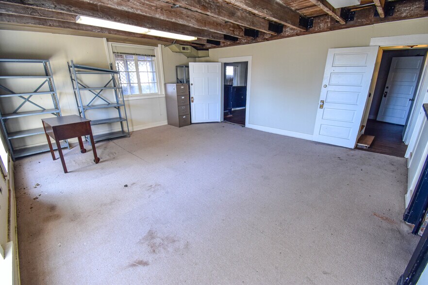 More Photos Of 2606 8th St, Tuscaloosa Office For Sale