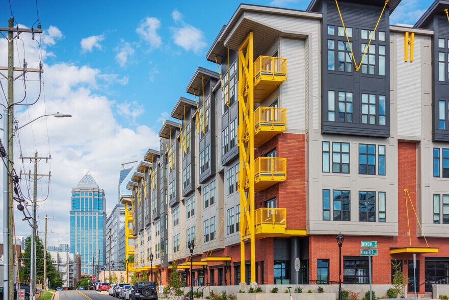 More Photos Of 1425 Winnifred St, Charlotte Apartments For Lease