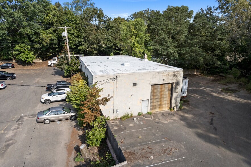 More Photos Of 49 Eddy St, New Haven Warehouse For Lease