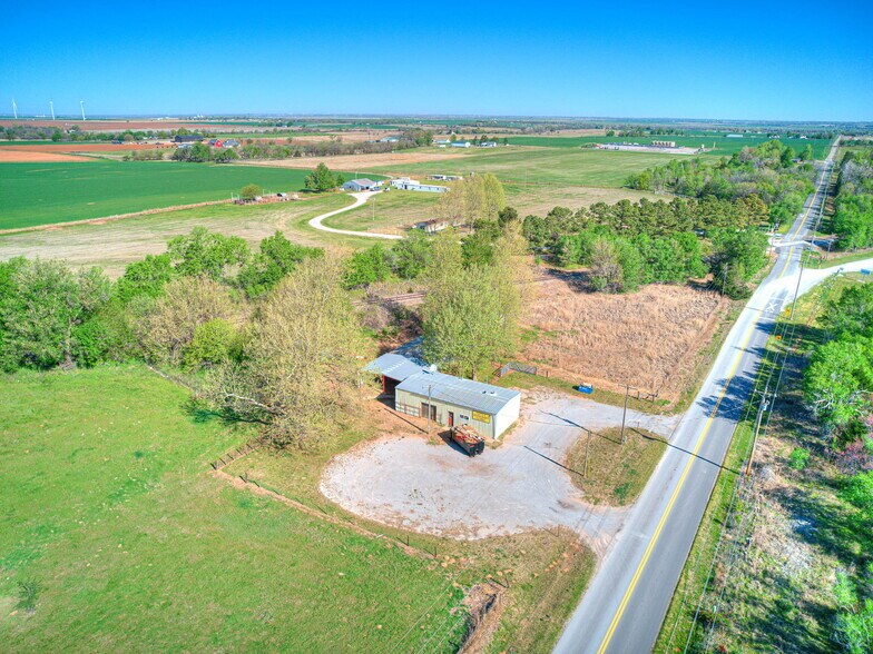 More Photos Of 601 Cimarron Rd, Tuttle Specialty For Sale