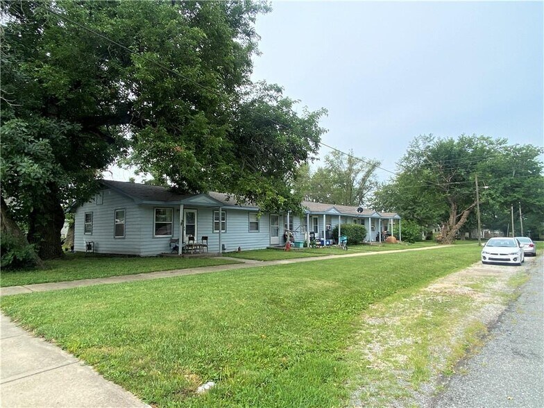 More Photos Of 204 W 5th St, Wellsville Apartments For Sale