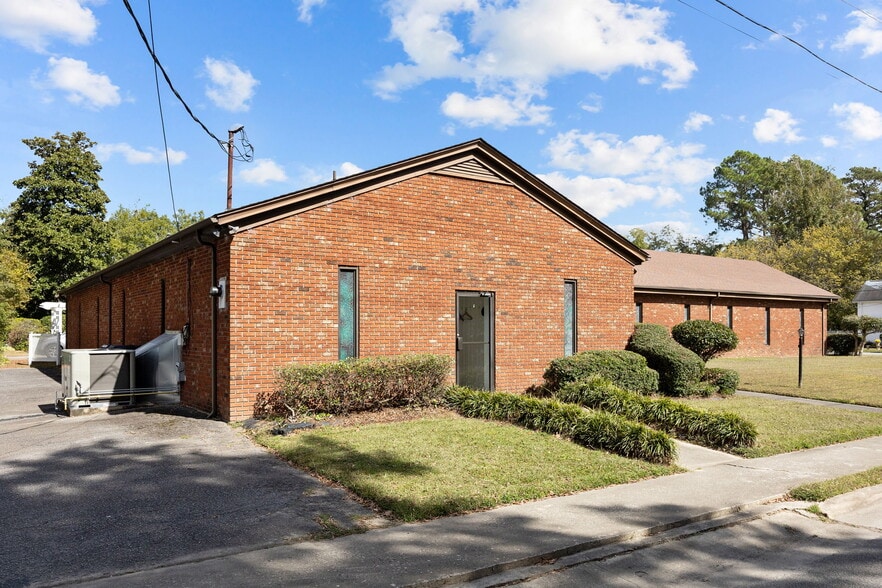 More Photos Of 4334 W Pine St, Farmville Religious Facility For Sale