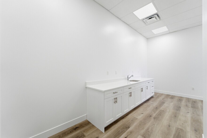 More Photos Of 1548 American Way, Payson Warehouse For Lease