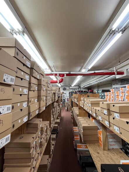 More Photos Of 2958 3rd Ave, Bronx Storefront For Lease