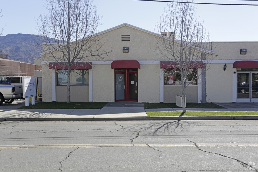 More Photos Of 1320 E Main St, Santa Paula Warehouse For Sale