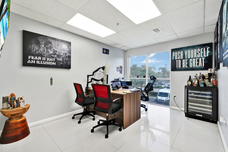 More Photos Of 7770 NW 46th St, Doral Warehouse For Sale