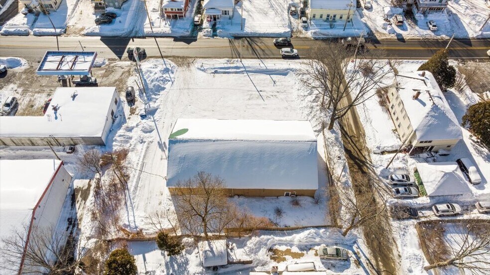 More Photos Of 210 Main St, Leicester Flex For Sale