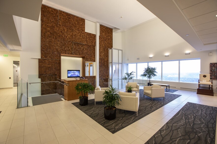 More Photos Of 33 S 6th St, Minneapolis Office For Lease