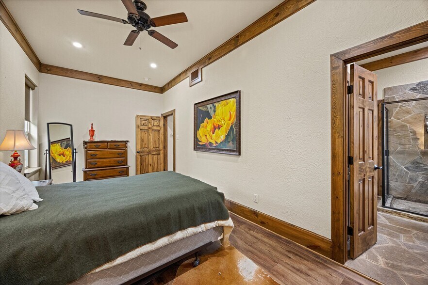 More Photos Of 1904 Floyd Rd, Weatherford Specialty For Sale