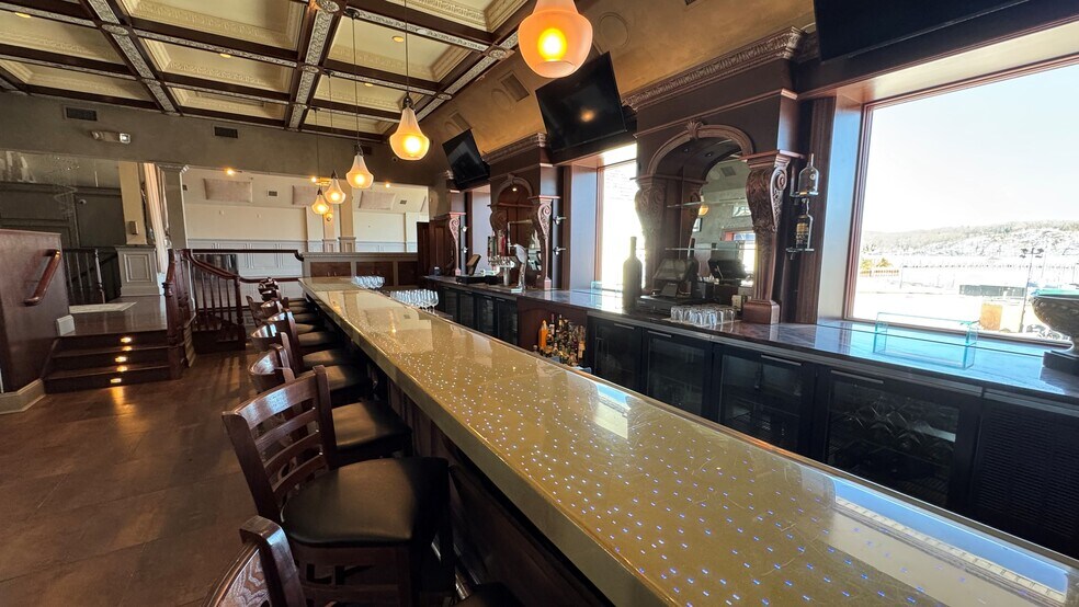 More Photos Of 154 W Broadway, Port Jefferson Restaurant For Lease