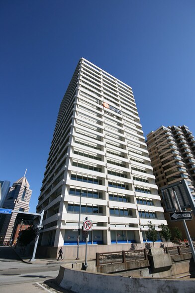 More Photos Of 20 Stanwix St, Pittsburgh Office For Lease