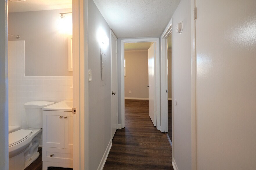 More Photos Of 609 E Inskip Dr, Knoxville Apartments For Sale