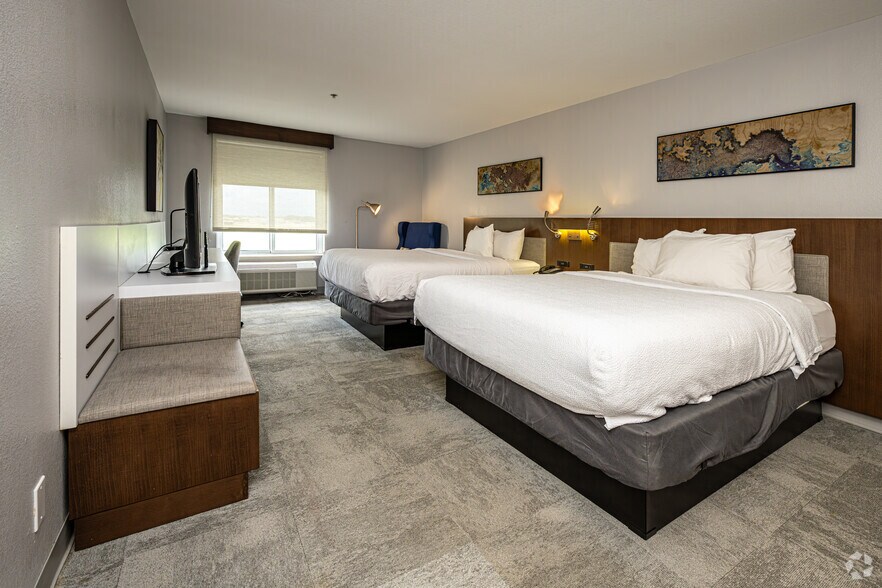 More Photos Of 3330 Harding Blvd, Baton Rouge Hotel For Sale