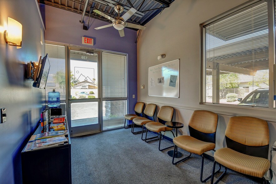 More Photos Of 15288 W Brookside Ln, Surprise Office For Lease