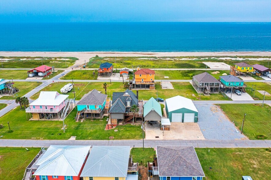 More Photos Of 2314 Teal St, Cameron Specialty For Sale