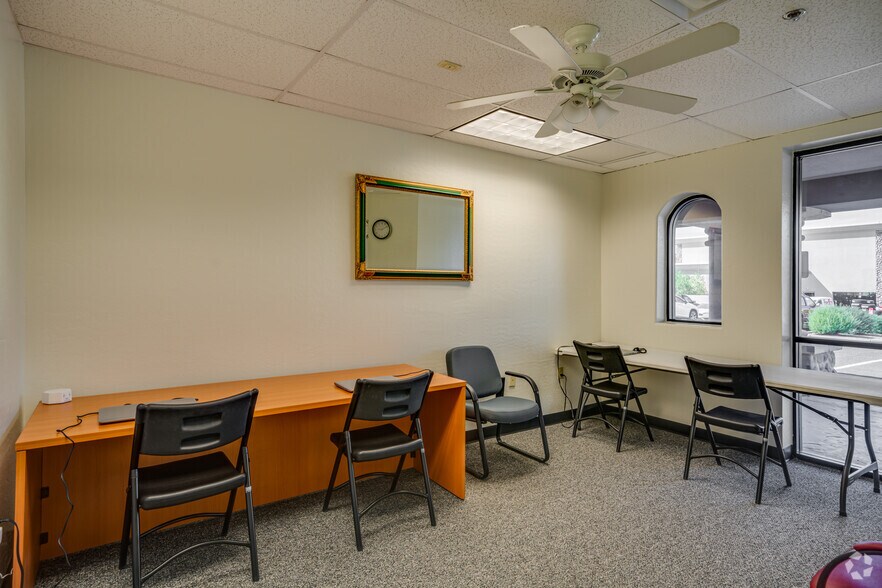 More Photos Of 711 E Carefree Hwy, Phoenix Unknown For Lease