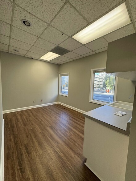More Photos Of 101 N McDowell St, Charlotte Office For Sale