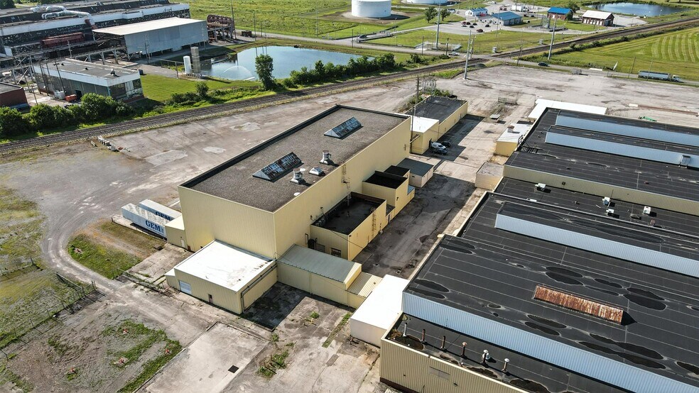 More Photos Of 750 Buckeye Rd, Lima Warehouse For Lease