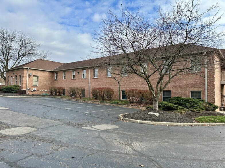 More Photos Of 4261 Morse Rd, Columbus Office For Sale