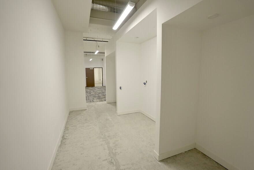 More Photos Of 1355 Palmetto St, Los Angeles Loft Creative Space For Lease