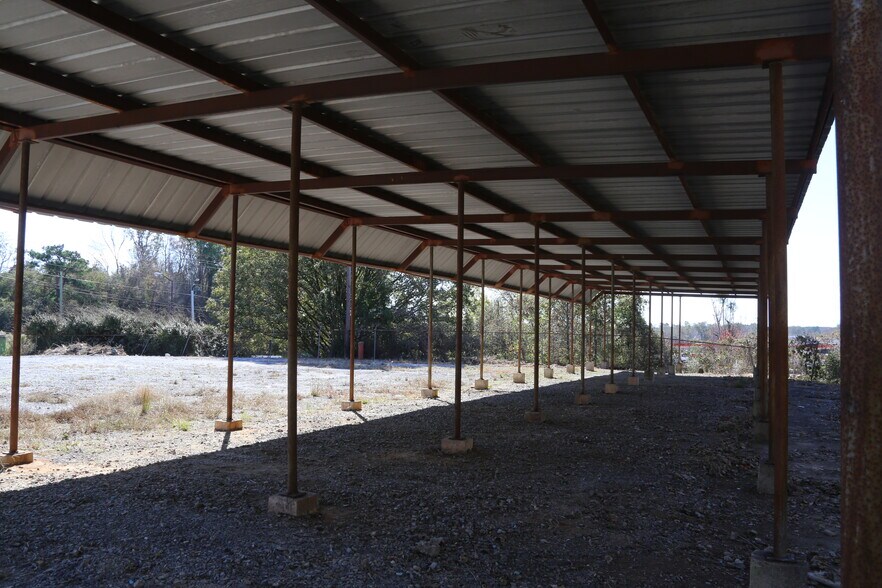 More Photos Of 2190 Cherokee Rd, Alexander City General Retail For Sale