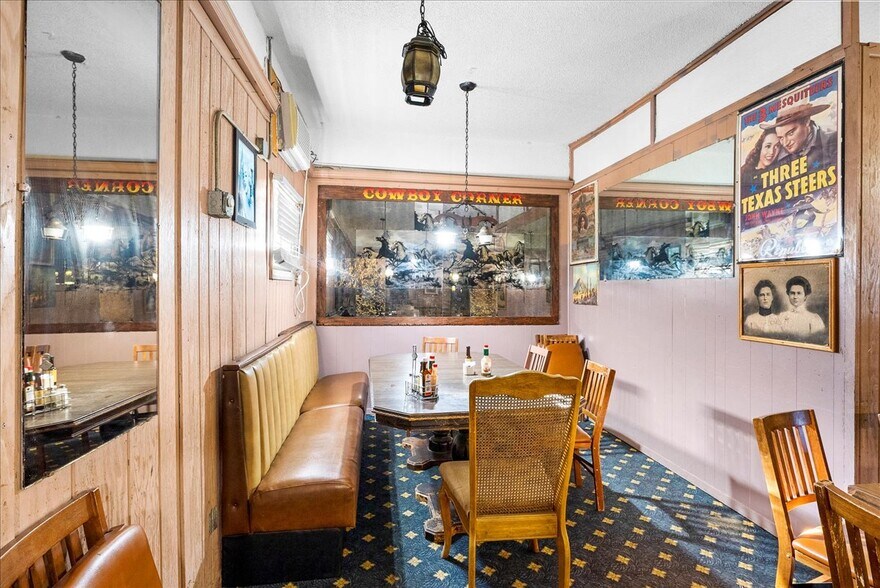 More Photos Of 2400 E 7th St, Long Beach Restaurant For Sale