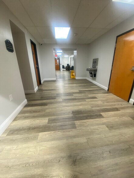 More Photos Of 422 Post Rd, Warwick Medical For Lease