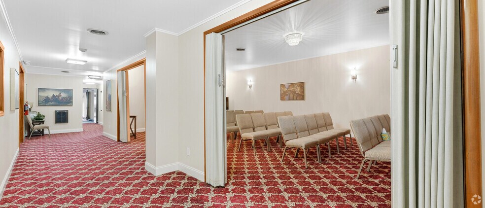 More Photos Of 65 N Gallatin Ave, Uniontown Funeral Home For Sale
