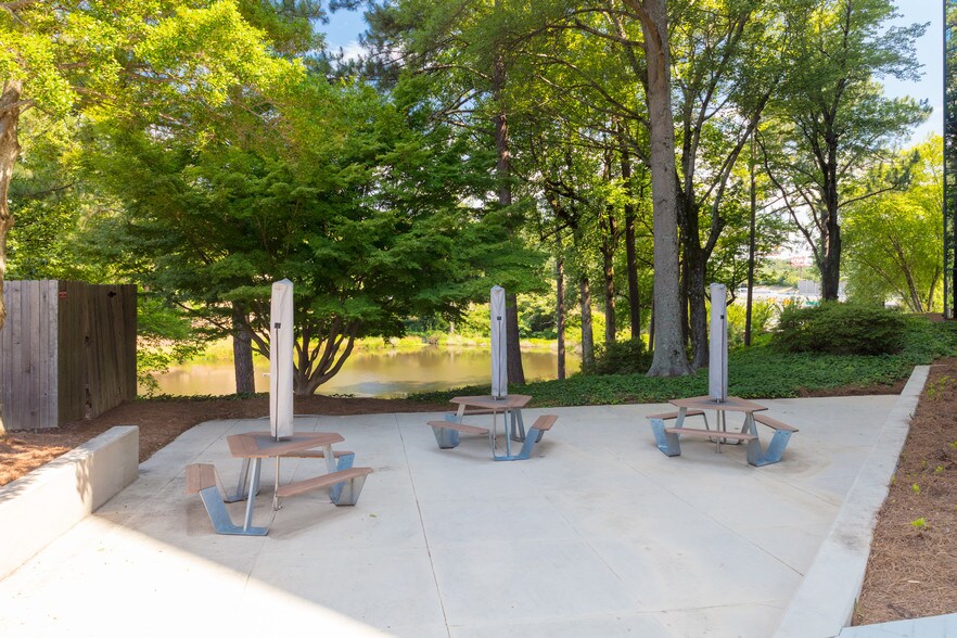 More Photos Of 1775 The Exchange SE, Atlanta Office For Lease