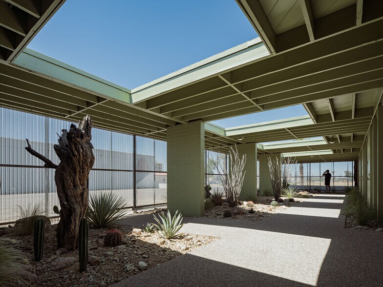 More Photos Of 4309 N 16th St, Phoenix Storefront Retail Office For Lease