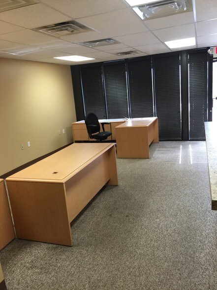 More Photos Of 4200 1st Ave, Nitro Industrial For Sale