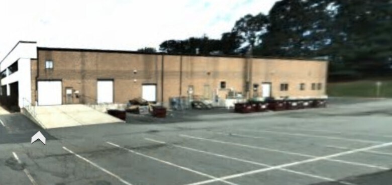 More Photos Of 706 Executive Blvd, Valley Cottage Warehouse For Lease