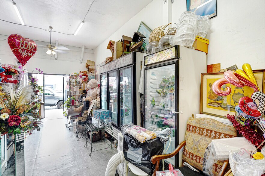 More Photos Of 5151-5161 Vermont Ave, Los Angeles Storefront Retail Residential For Sale