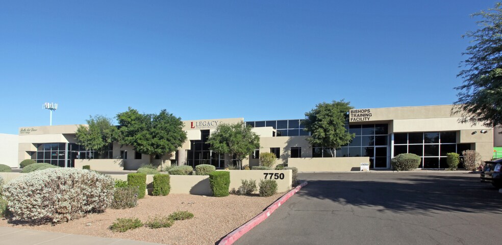 More Photos Of 7750 E Gelding Dr, Scottsdale Warehouse For Lease