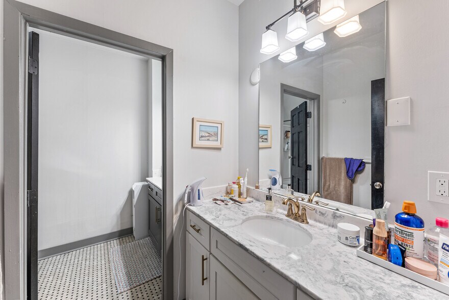 More Photos Of 1415 Highland Ave, Knoxville Multifamily For Sale