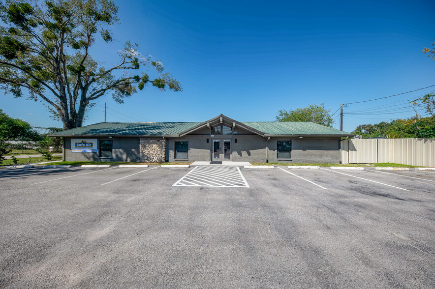 Primary Photo Of 13010 Emmett Rd, Houston Medical For Sale