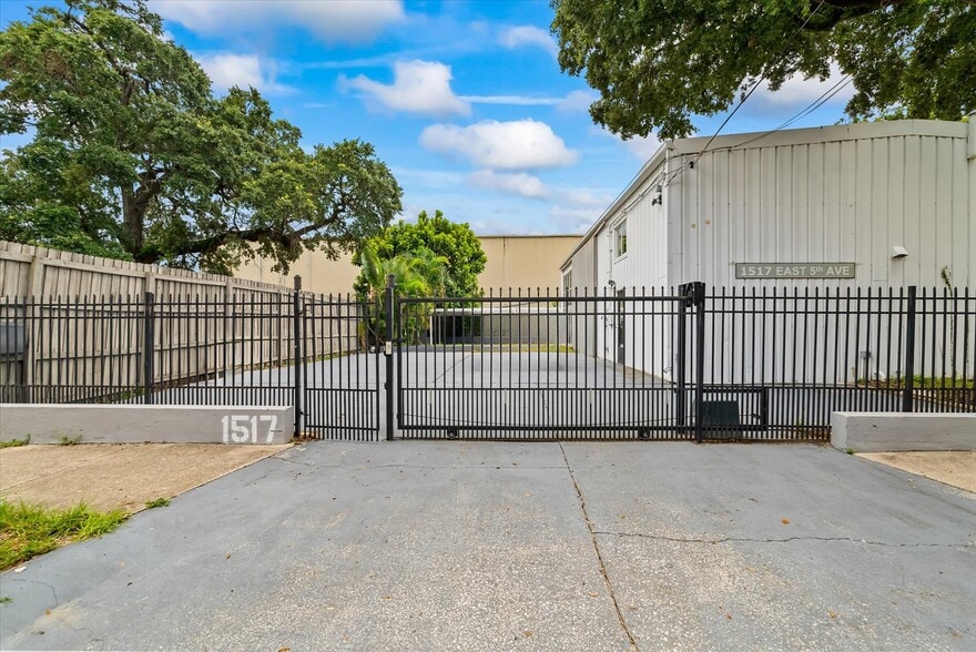 More Photos Of 1517 E 5th Ave, Tampa Office For Sale