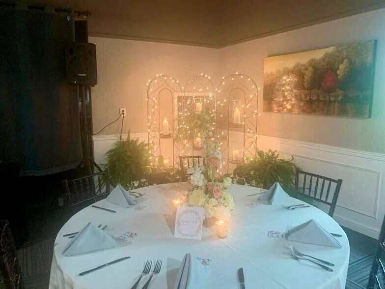 More Photos Of 1591 OH-45, Austinburg Restaurant For Sale