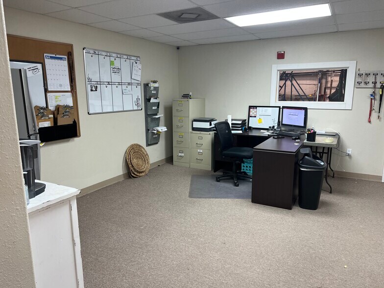 More Photos Of 333 Anchor St, Corpus Christi Industrial For Sale