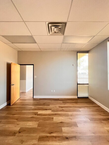 More Photos Of 21732 Provincial Blvd, Katy Service For Sale