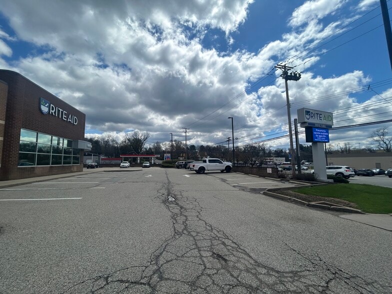 More Photos Of 7345 Saltsburg Rd, Penn Hills Drugstore For Sale