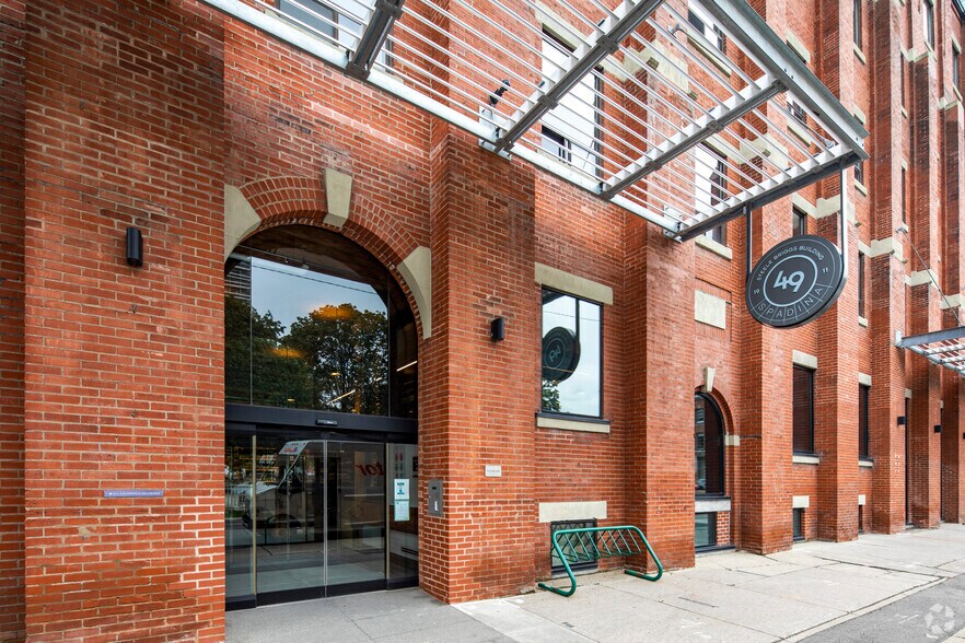 More Photos Of 49 Spadina Ave, Toronto Loft Creative Space For Lease