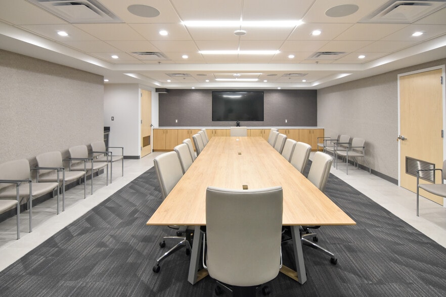 More Photos Of 1625 K St NW, Washington Office For Lease