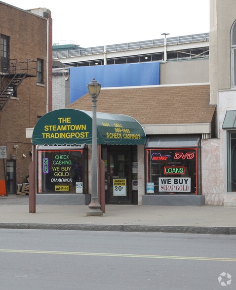 Primary Photo Of 115 Wyoming Ave, Scranton Convenience Store For Lease