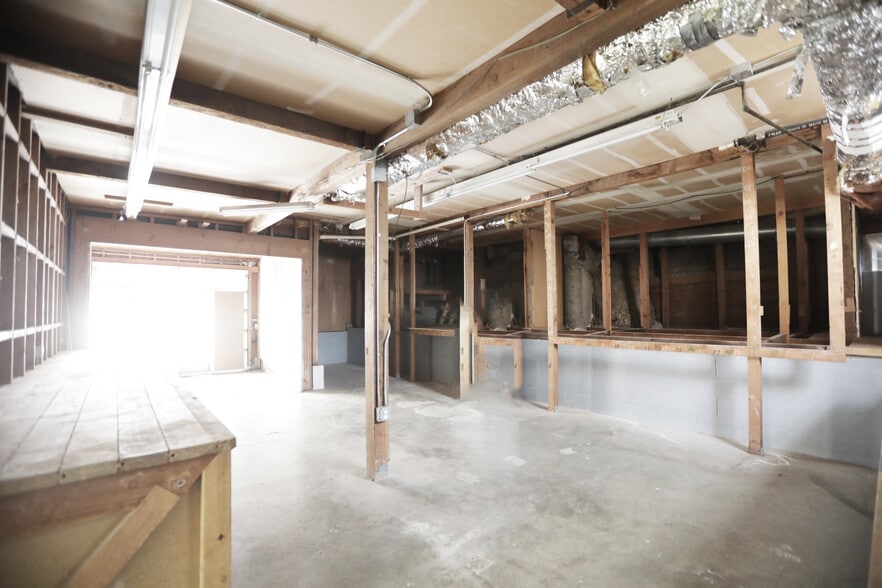 More Photos Of 128 Greenfield Ave, San Anselmo Freestanding For Lease