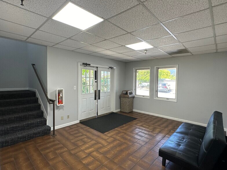 More Photos Of 21801 Stevens Creek Blvd, Cupertino Medical For Lease
