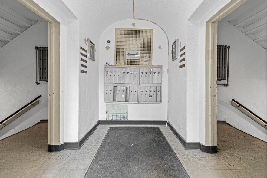 More Photos Of 3205 Kendall St, Detroit Apartments For Sale