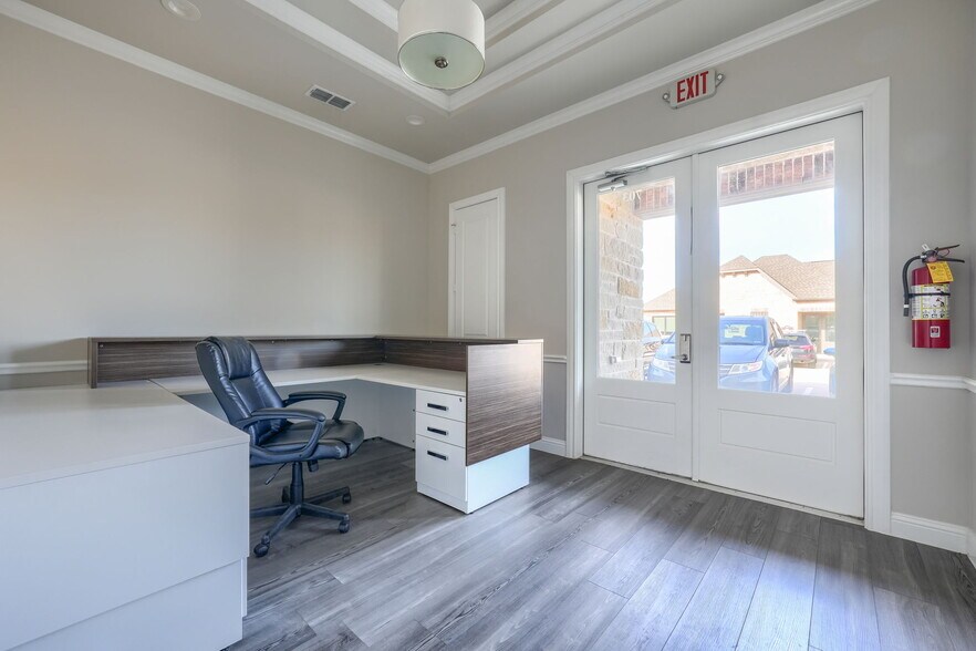 More Photos Of 2601 Little Elm Pky, Little Elm Coworking Space