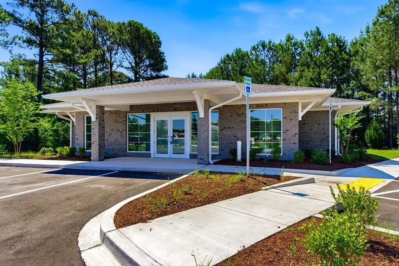 Primary Photo Of 116 Professional Park Dr, Conway Medical For Sale