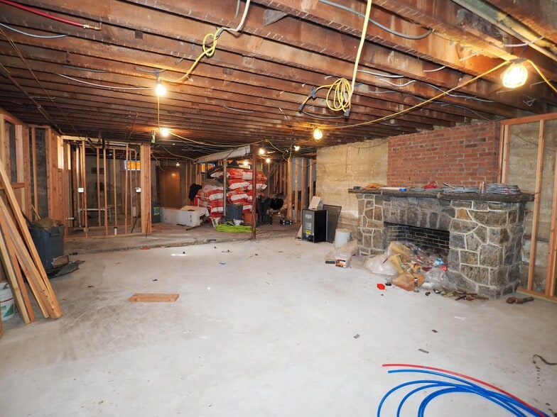 More Photos Of 78 Hart Blvd, Staten Island Rehabilitation Center For Lease
